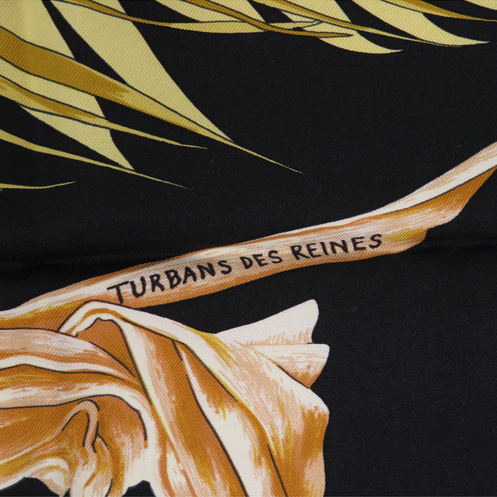 HERMES 
シルク 大判 
カレ 90 TURBANS DES REINES 王妃のターバン スカーフ
