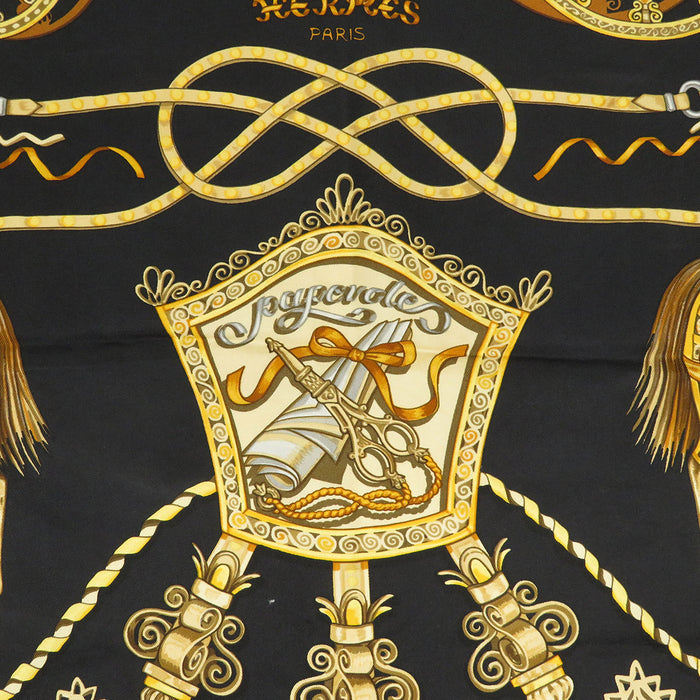 HERMES  
Large Silk Scarf  
Carré 90 Paperole