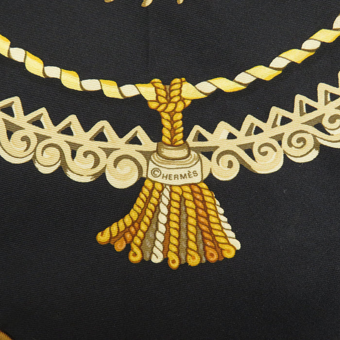 HERMES  
Large Silk Scarf  
Carré 90 Paperole