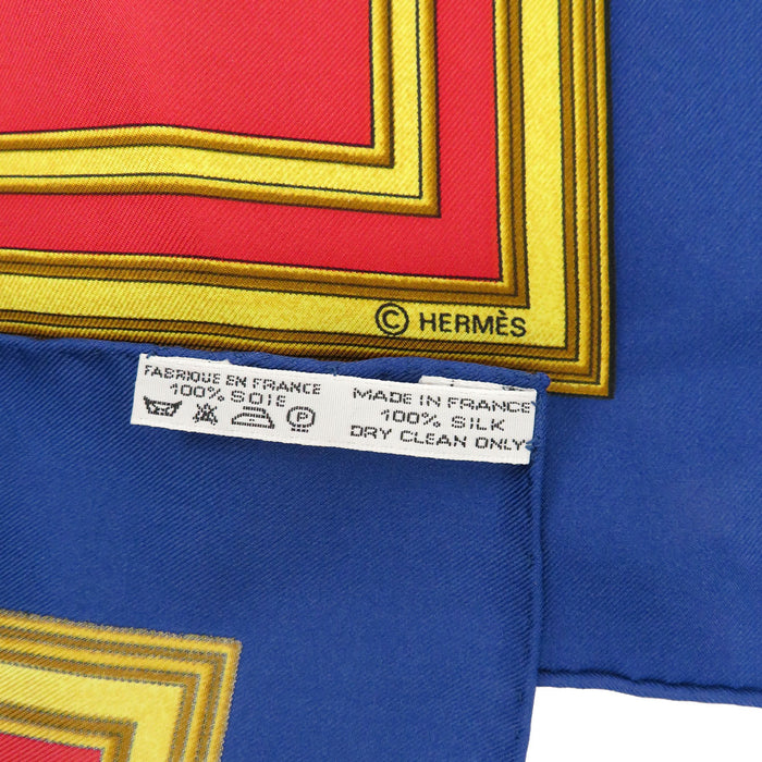 HERMES 
Foulard en soie grand format motif cheval 
Carré 90 LES TUILERIES Parc des Tuileries