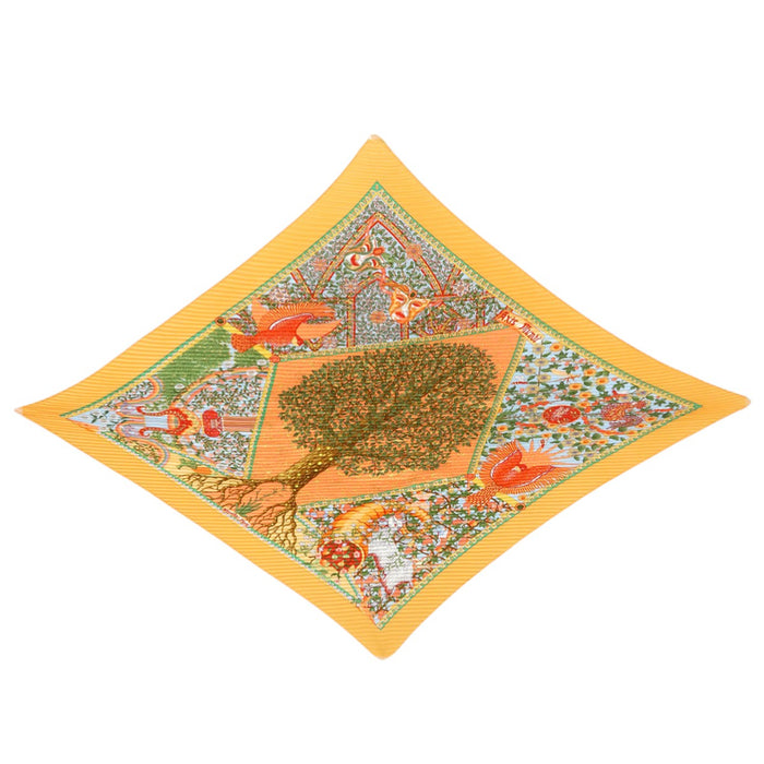 HERMES 
スカーフ シルク 
カレ 90 プリーツ AXIS MUNDI 世界の中心軸