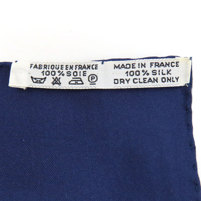 HERMES 
Grand carré soie Instruments musique 
Carré 90 New Orleans Original Creole Jazz Foulard 
NEW ORLEANS THE ORIGINAL CREOLE JAZZ