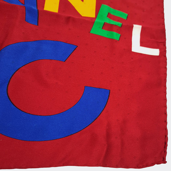 CHANEL 
COCO シルク 大判 
ロゴ スカーフ