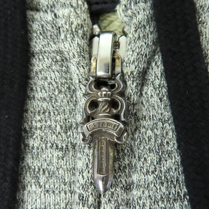 CHROME HEARTS  
匕首拉链卷轴标签连帽衫 银色 羊皮  
CH加号贴片拉链开衫连帽衫