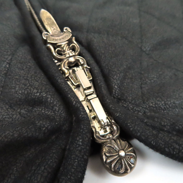 CHROME HEARTS 
CH PAPA ダガージップ 
PAPA VEST クロスパッチ キルティング ジップアップ ベスト