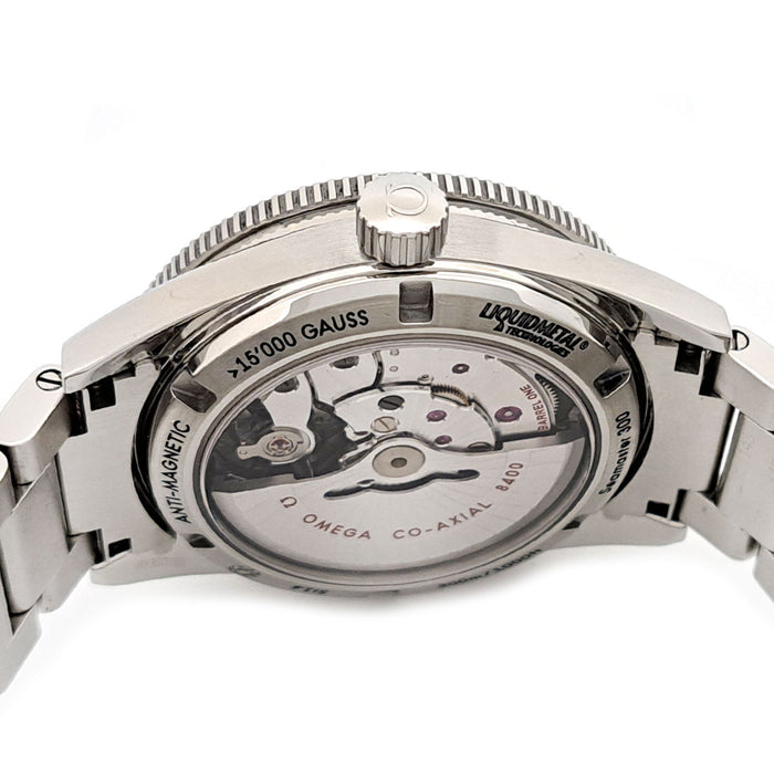 OMEGA  
Seamaster 300 Master Co-Axial