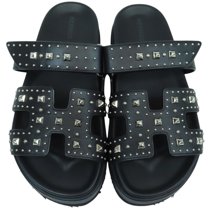 HERMES 
H アッシュ ロゴ フラット 
シプレ スタッズ レザー サンダル