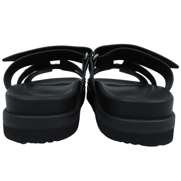 HERMES 
H アッシュ ロゴ フラット 
シプレ スタッズ レザー サンダル