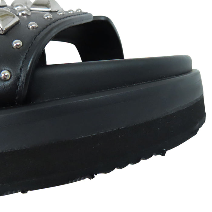 HERMES 
H アッシュ ロゴ フラット 
シプレ スタッズ レザー サンダル