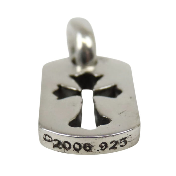 CHROME HEARTS  
DT TNY CO CRS CH DOGTAG TINY CUTOUT CROSS  
Charm a medaglietta con croce piccola traforata