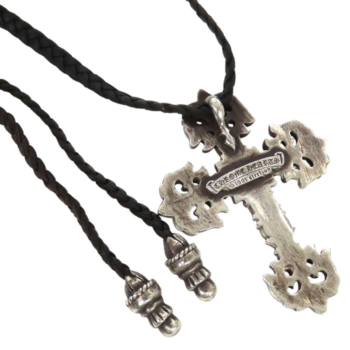 CHROME HEARTS 
CH FILIG CROSS-XSM LB Barillet Boro Chip 
Collier en cuir tressé Croix filigrane SM