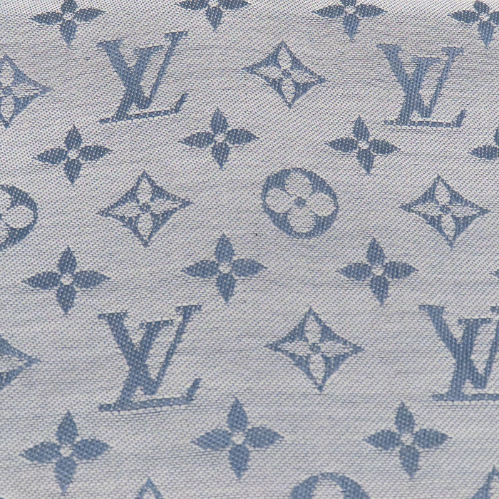 LOUIS VUITTON 
LV 標誌 全印花 流蘇 絲混 羊毛混 
Monogram 牛仔布 披肩