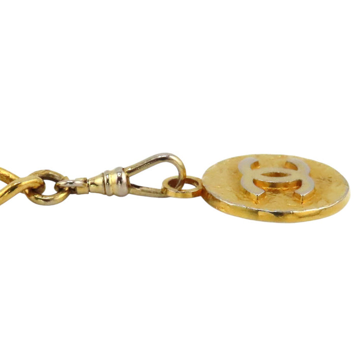 CHANEL  
COCO CC logo 1982 métal couleur or  
Ceinture chaîne vintage avec logo Coco
