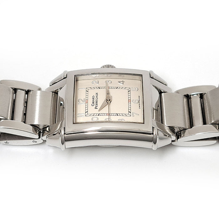 GIRARD-PERREGAUX 
Vintage 1945 Révisé