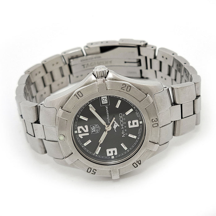 TAG HEUER  
獨家 Mt.HOOD  
附盒及保卡