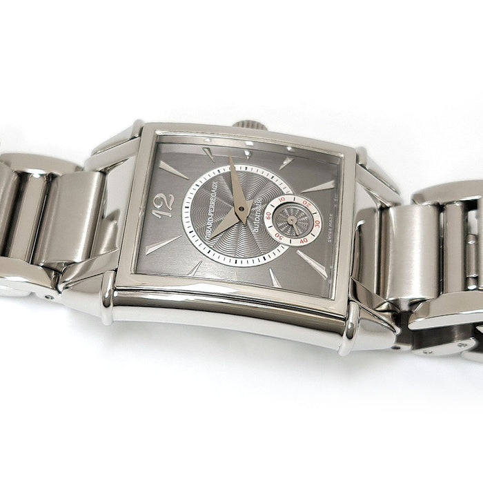 GIRARD-PERREGAUX 
ヴィンテージ 1945 
箱ギャラ付