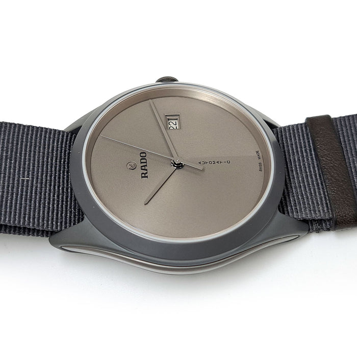RADO  
HyperChrome Ultra Light Édition Limitée  
Avec boîte et certificat d'authenticité