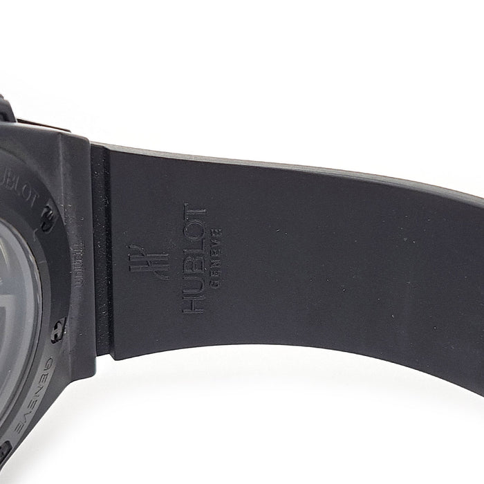 HUBLOT 
キングパワー ウニコ オールブラック フライバッククロノグラフ 
箱ギャラ付