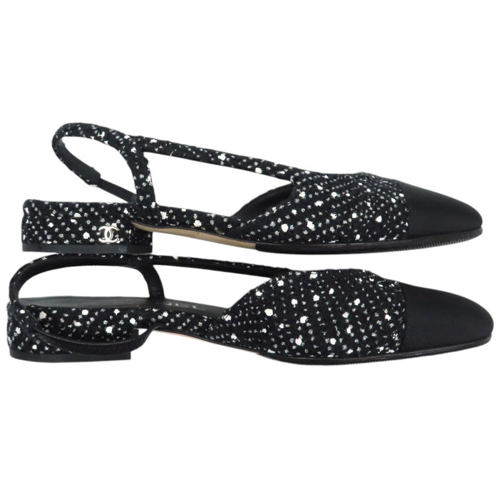 CHANEL 
COCO CC ロゴ グログラン フラット シルバーカラーメタル 23S 
ココマーク ツイード スリングバック パンプス