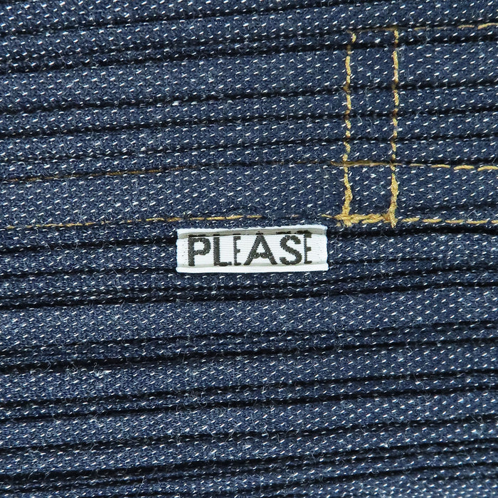PLEATS PLEASE  
PLEATS PLEASE  
牛仔印花连衣裙