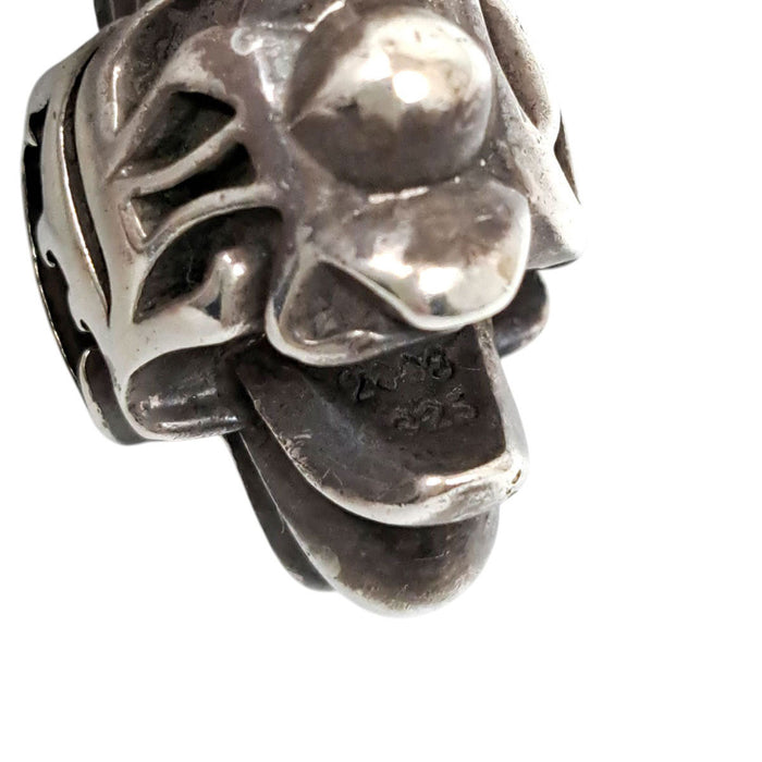 CHROME HEARTS  
Plus Charm 中型 吊飾 銀色  
雙重 CH Plus 中型 吊飾