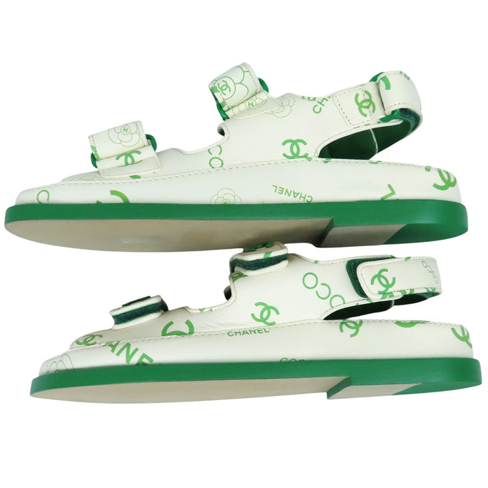 CHANEL 
COCO CC ロゴ 
ココマーク カメリア レザー スポーツサンダル