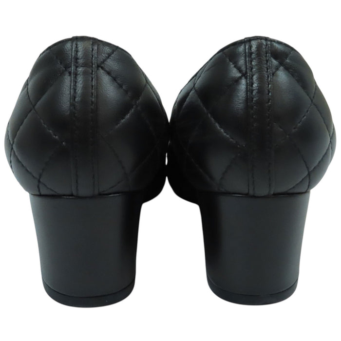 CHANEL 
COCO CC シルバーカラー金具 
ココマーク マトラッセ ターンロック レザー パンプス