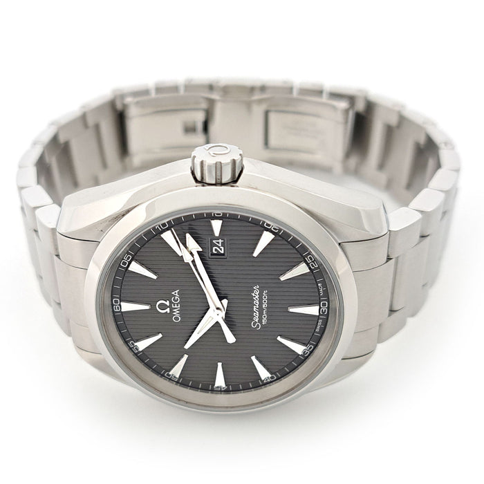 OMEGA  
Seamaster Aqua Terra  
Avec boîte et garantie