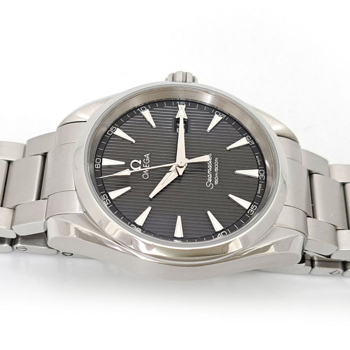 OMEGA  
Seamaster Aqua Terra  
Avec boîte et garantie