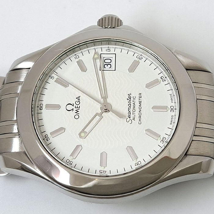 OMEGA  
Seamaster 120 automatique blanc  
Avec boîte et garantie