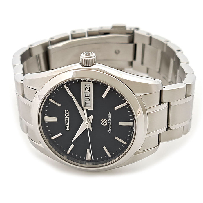 SEIKO 
Grand Seiko Day-Date Quartz 9F 
Avec boîte