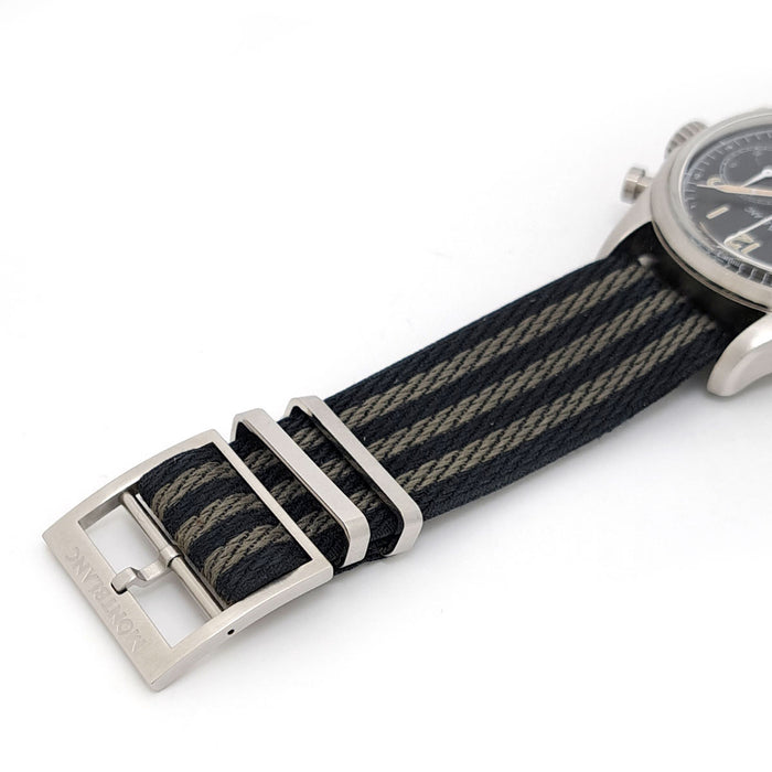 MONTBLANC 
1858 オートマティック クロノグラフ 
箱ギャラ付