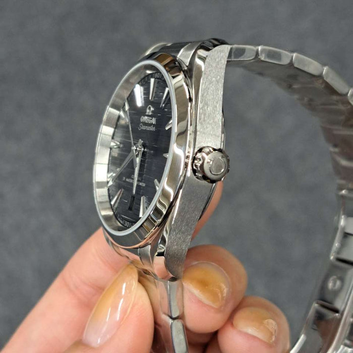 【WHOLESALES】
OMEGA 
220.10.38.20.10.003 
アクアテラ 150M 
箱　保　ピクト　クロノメーター証