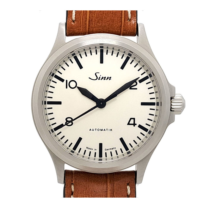 Sinn 
556 飛びアラビア ホワイトダイヤル