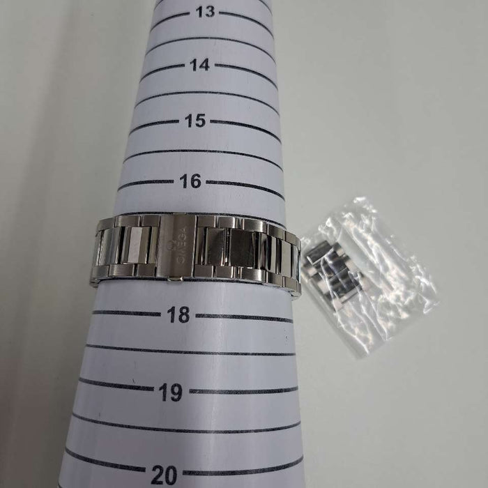 【WHOLESALES】
OMEGA 
220.10.41.21.01.001 
箱　ギャランティ　ピクトグラム　クロノメーター証