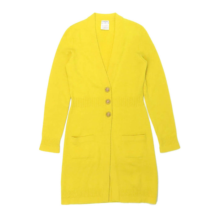 CHANEL  
COCO CC 07A Bouton Coco  
Cardigan long en cachemire avec logo Coco