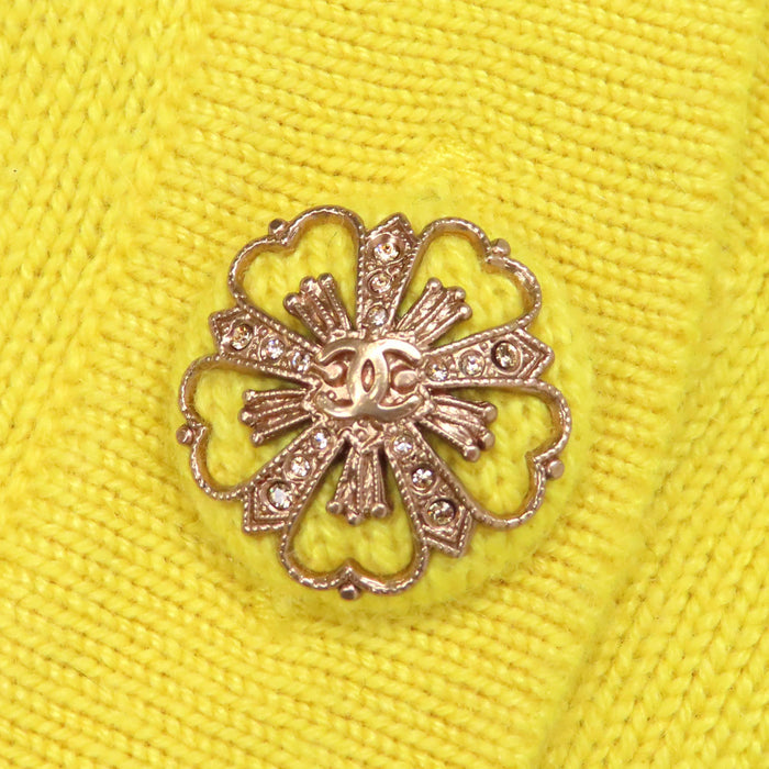 CHANEL  
COCO CC 07A Bouton Coco  
Cardigan long en cachemire avec logo Coco