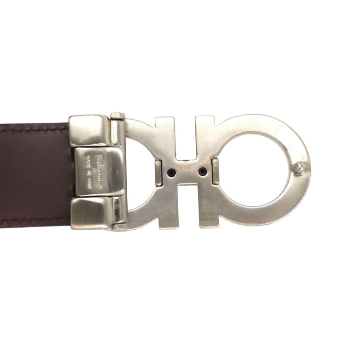 Salvatore Ferragamo  
Cintura reversibile in pelle con doppio Gancini in metallo color argento