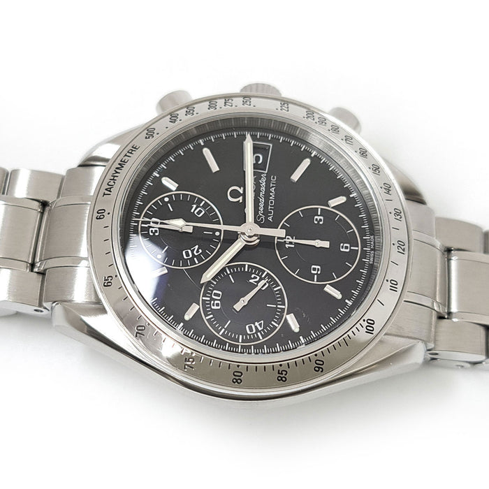 OMEGA
Speedmaster Date
Avec boîte