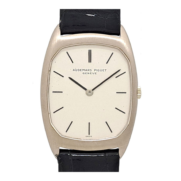 AUDEMARS PIGUET 
トノー