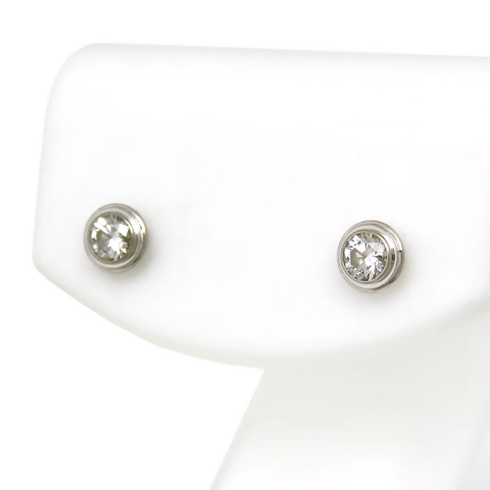 CARTIER 
ディアマン レジェ ピアス MM
