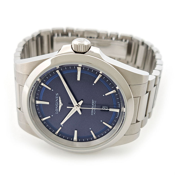 LONGINES 
Conquête 
Avec boîte et garantie
