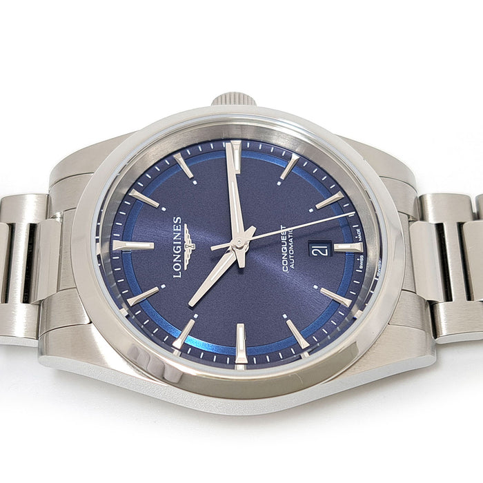 LONGINES 
Conquête 
Avec boîte et garantie