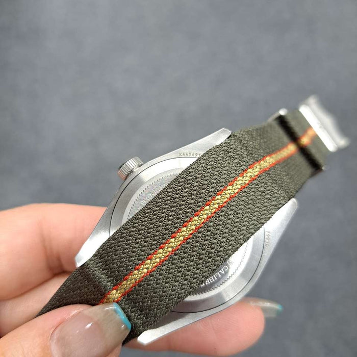 【WHOLESALES】
TUDOR 
79930 
箱　ギャランティ