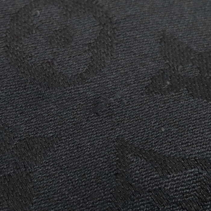 LOUIS VUITTON 
Sciarpa in lana e seta 
Monogramma