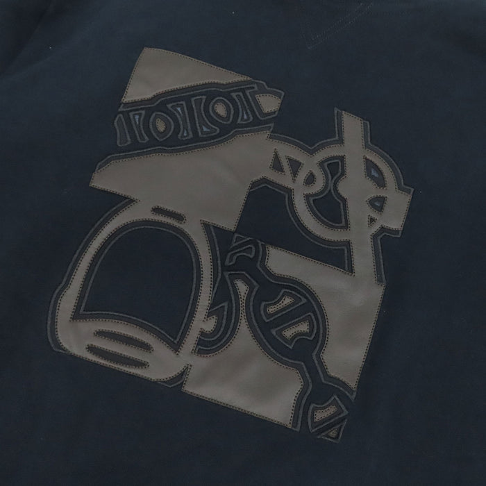 HERMES  
Leather Patch Sweatshirt  
Metallerie au Carre Metalier au Carre Hoodie