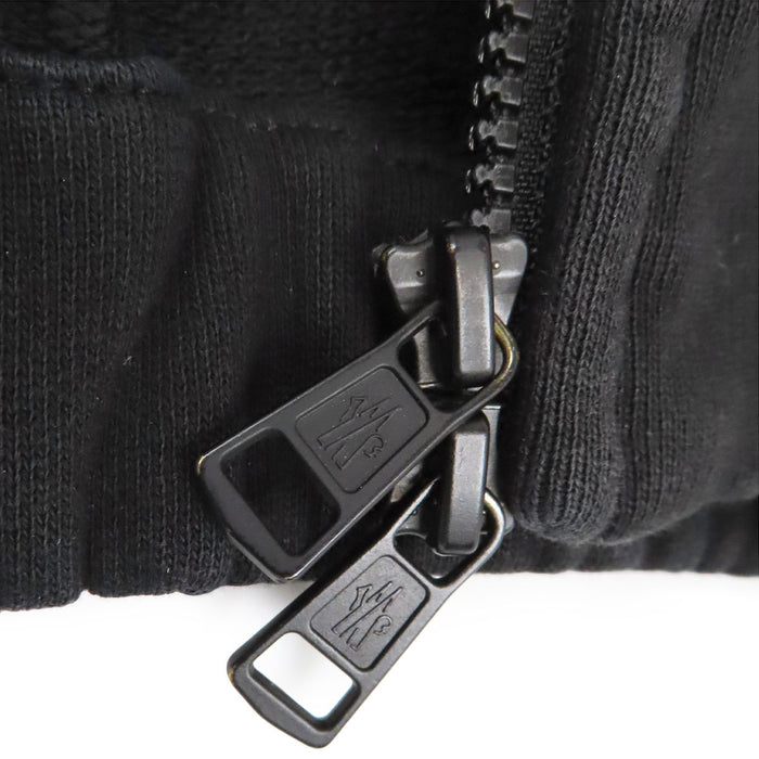 MONCLER 
24年製 ロゴ ロゴボタン ワッペン ハイネック 
ZIP UP CARDIGAN ジップアップ カーディガン