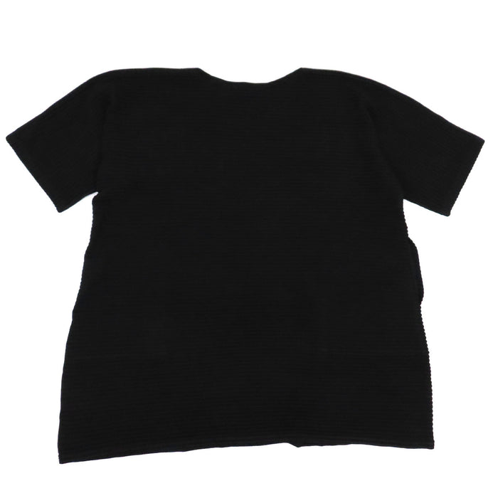 ISSEY MIYAKE  
Silhouette en boîte ISSEY MIYAKE me  
Robe plissée me