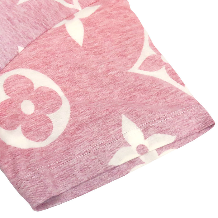 LOUIS VUITTON 
T-shirt en coton à motif LV dégradé 
Monogramme Sunset inversé