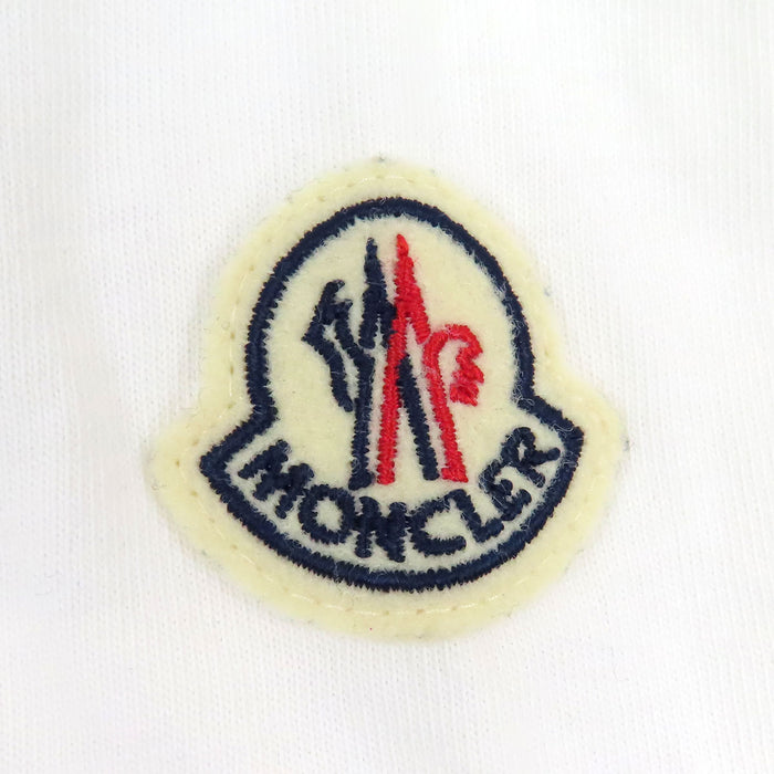 MONCLER 
T-SHIRT COTON AVEC ÉCUSSON 
T-SHIRT LOGO BOXE